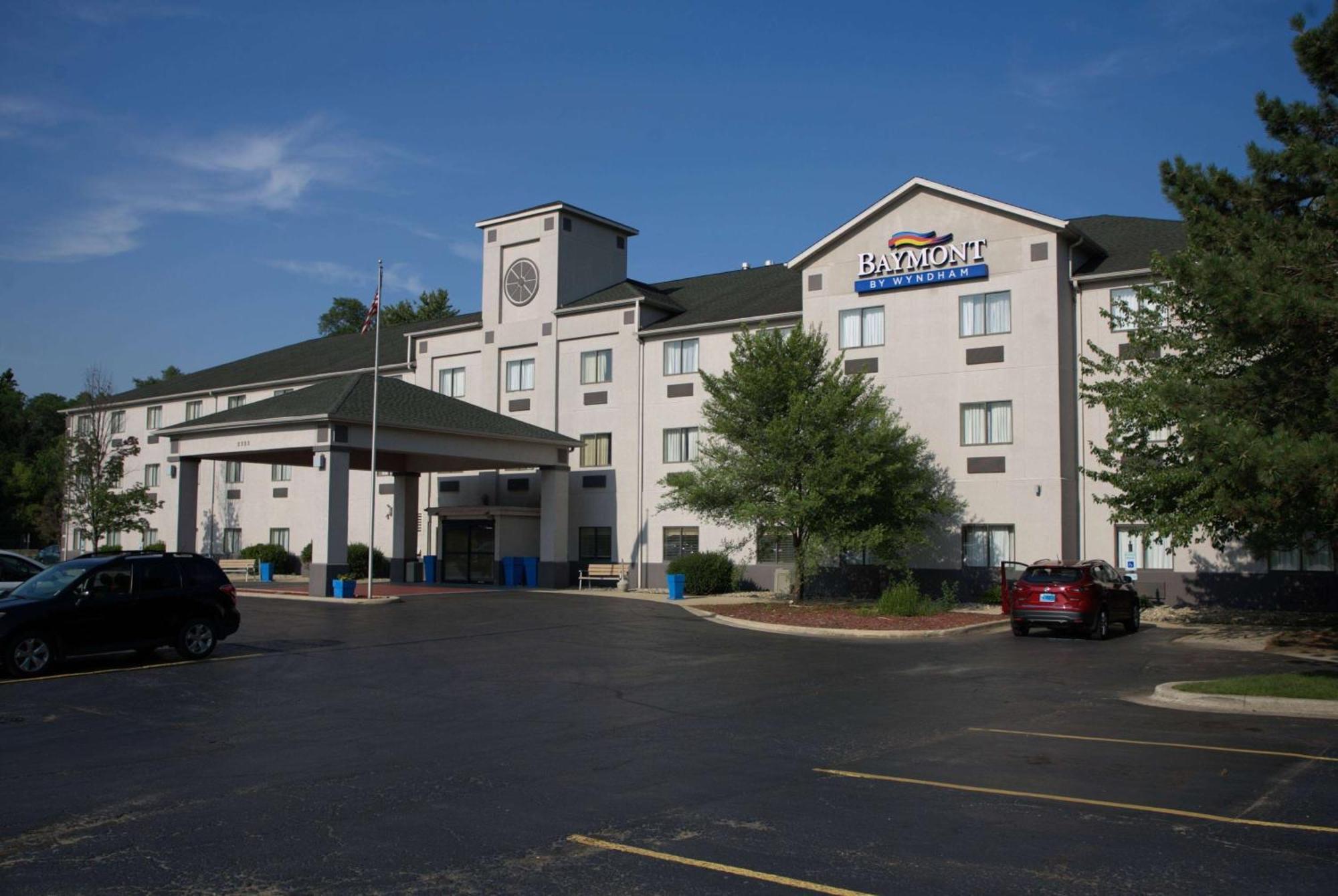 Hotel Baymont By Wyndham Portage Extérieur photo